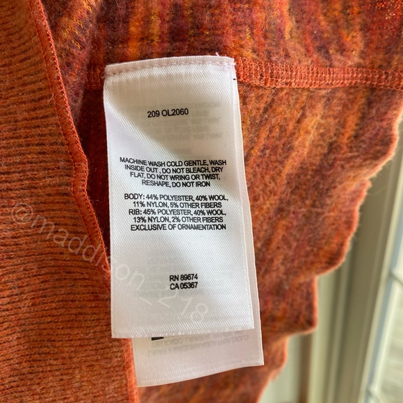 Mountain Hardware Wool V-Neck Pullover Sweater w/ Thumbholes Rust Orange Medium - Picture 7 of 8